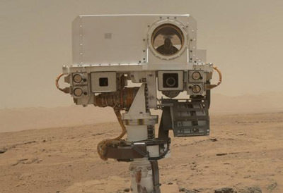 Американцы требуют от НАСА направить Curiosity к месту, где появляется жидкая вода