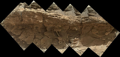 Марсоход Curiosity продолжает исследование Марса